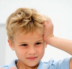 Стресс одна из причин головных болей у детей